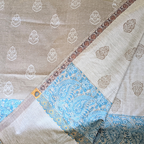 *Shawl in Taupe, Turquoise, Orange, Black - Picture 7 of 11